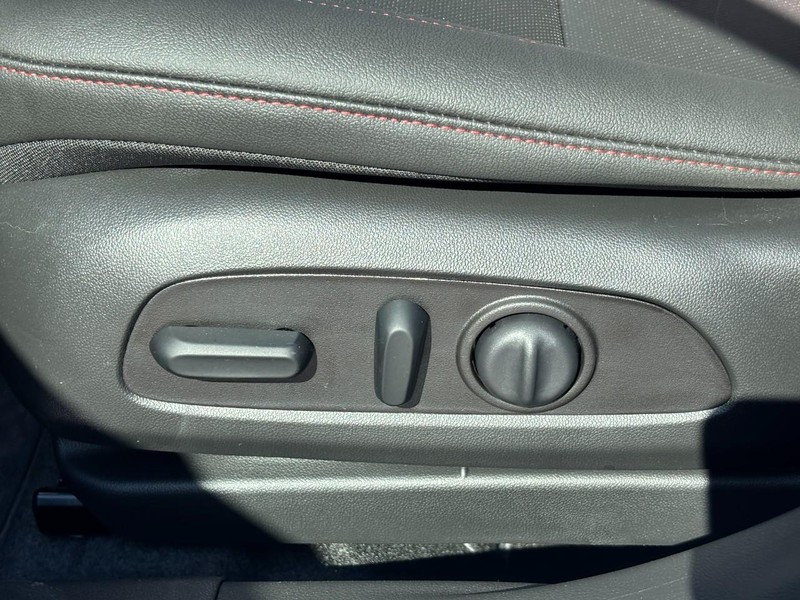 Chevrolet Trax Vehicle Full-screen Gallery Image 10