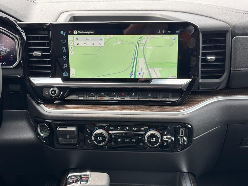 Chevrolet Silverado 1500 Vehicle Full-screen Gallery Image 8