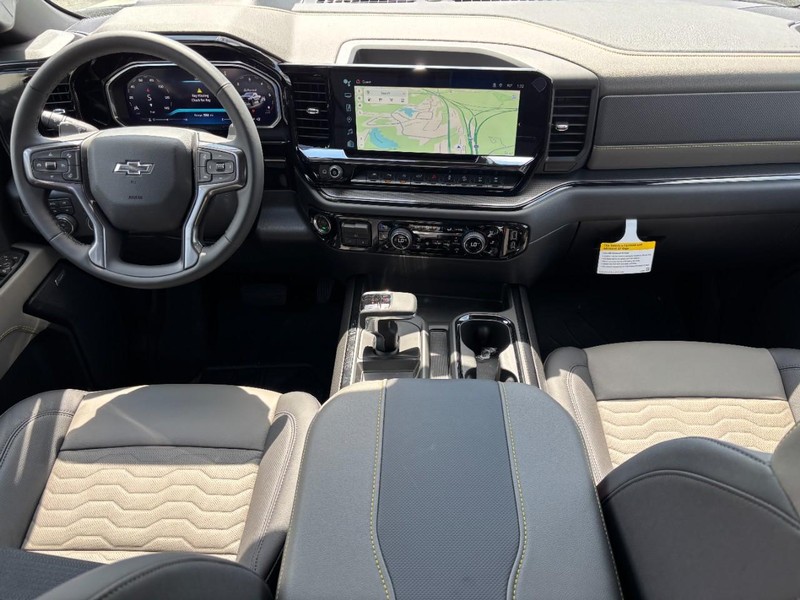Chevrolet Silverado 1500 Vehicle Full-screen Gallery Image 6