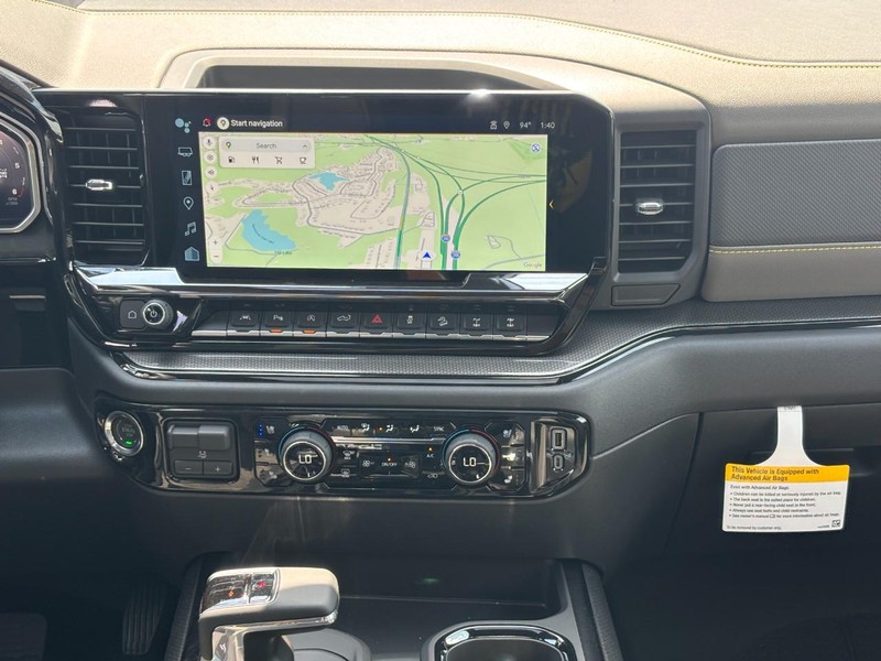 Chevrolet Silverado 1500 Vehicle Full-screen Gallery Image 8