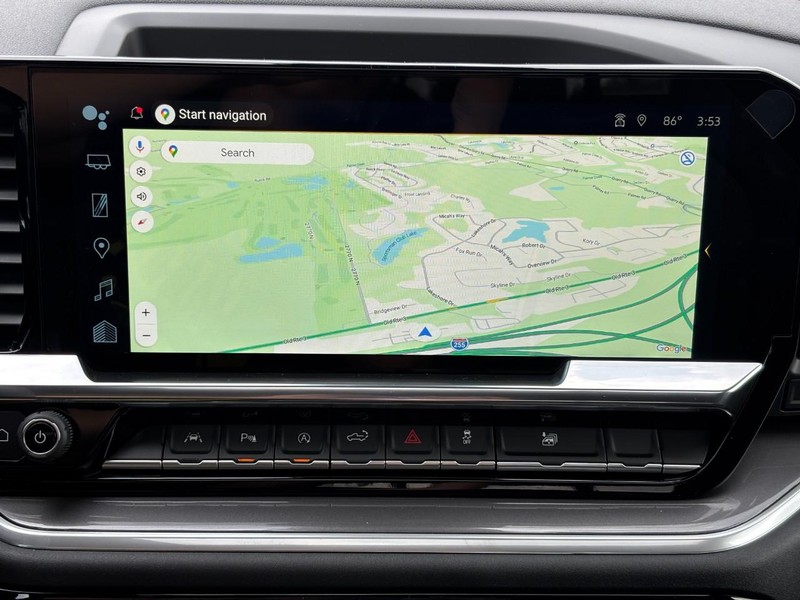 Chevrolet Silverado 1500 Vehicle Full-screen Gallery Image 17