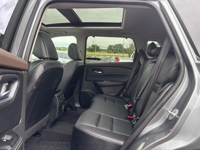 2023 Nissan Rogue SL - Photo 10