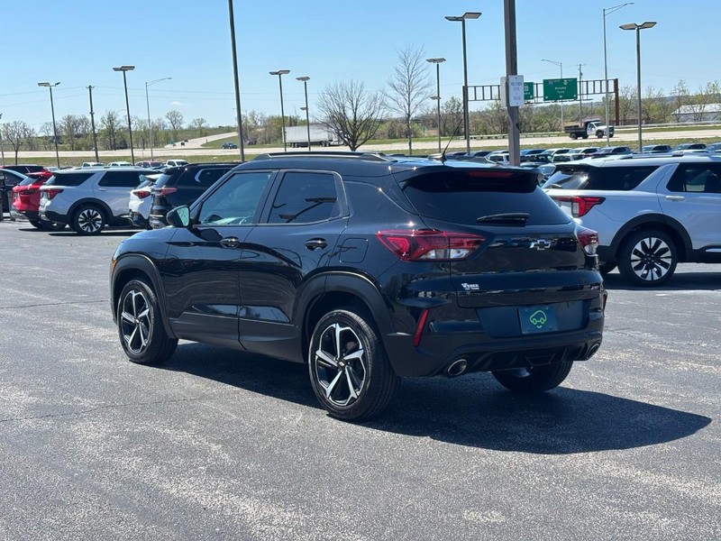 Chevrolet TrailBlazer Vehicle Full-screen Gallery Image 3