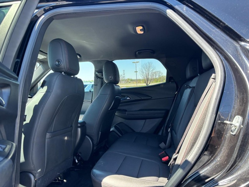 Chevrolet TrailBlazer Vehicle Full-screen Gallery Image 10