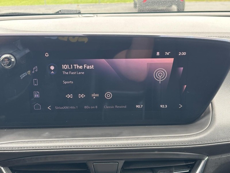 Buick Encore GX Vehicle Full-screen Gallery Image 20