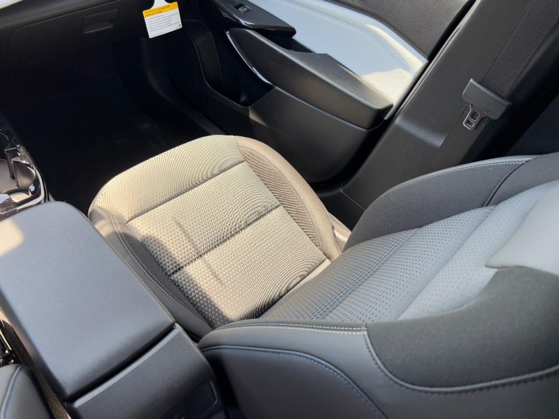 Chevrolet Trax Vehicle Full-screen Gallery Image 9
