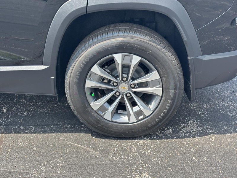 Chevrolet Equinox Vehicle Full-screen Gallery Image 4