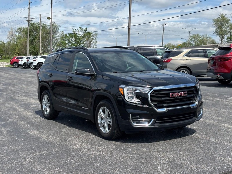 GMC Terrain Vehicle Full-screen Gallery Image 07