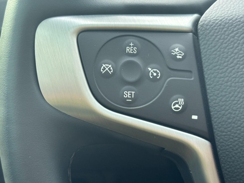 GMC Terrain Vehicle Full-screen Gallery Image 17