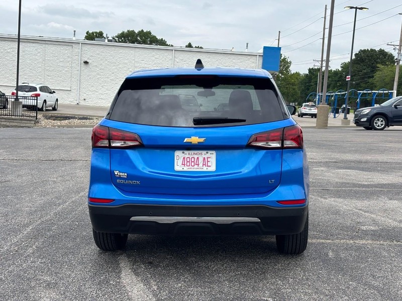 Chevrolet Equinox Vehicle Full-screen Gallery Image 4