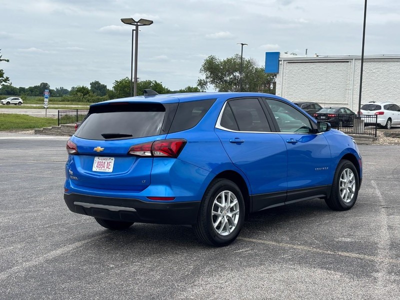 Chevrolet Equinox Vehicle Full-screen Gallery Image 5