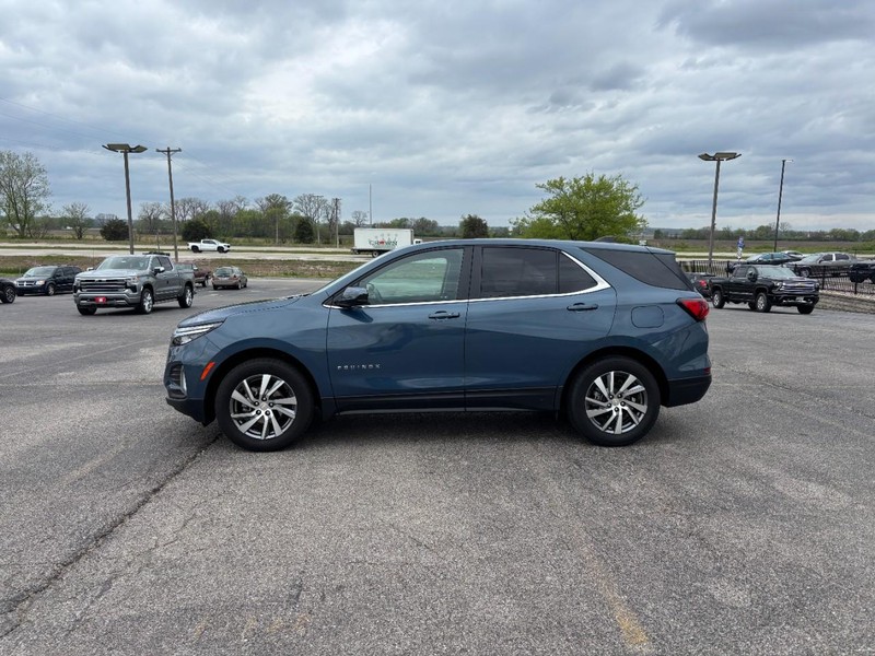 Chevrolet Equinox Vehicle Full-screen Gallery Image 2