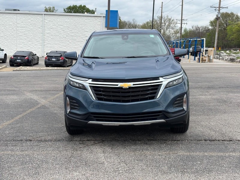 Chevrolet Equinox Vehicle Full-screen Gallery Image 8