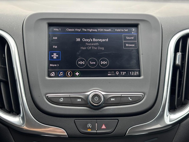 Chevrolet Equinox Vehicle Full-screen Gallery Image 20