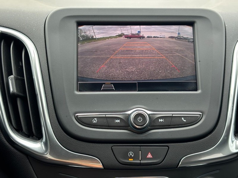 Chevrolet Equinox Vehicle Full-screen Gallery Image 21