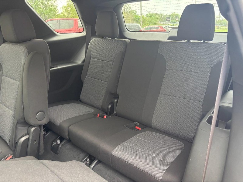 Chevrolet Traverse Vehicle Full-screen Gallery Image 10