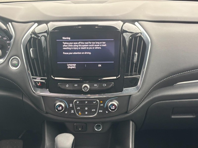 Chevrolet Traverse Vehicle Full-screen Gallery Image 14