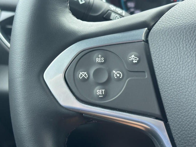 Chevrolet Traverse Vehicle Full-screen Gallery Image 18