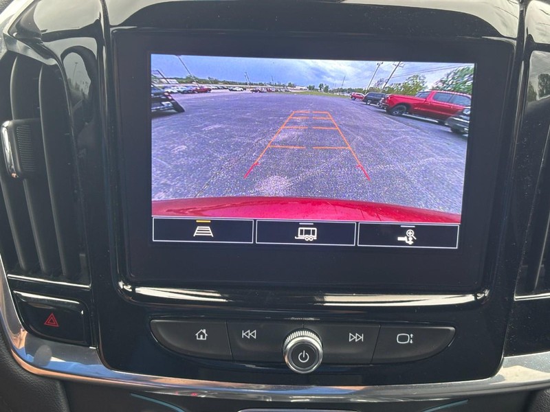 Chevrolet Traverse Vehicle Full-screen Gallery Image 22