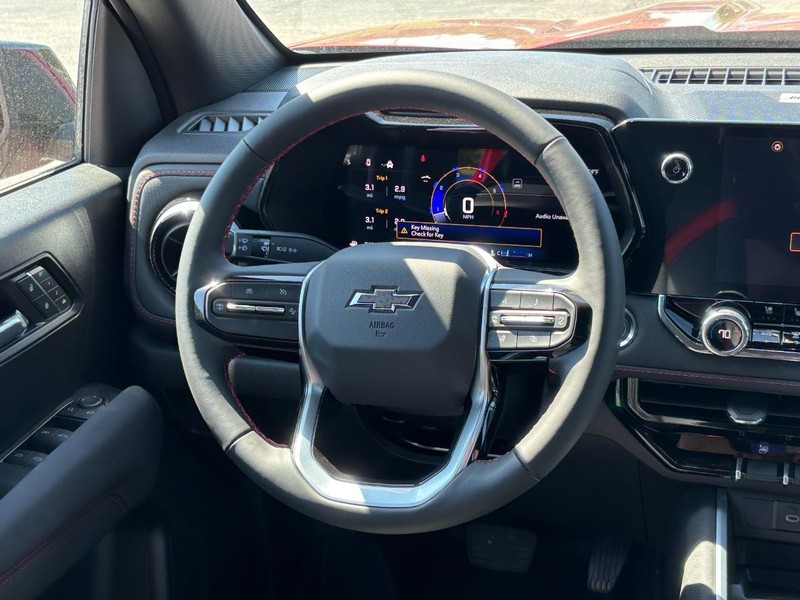 Chevrolet Colorado Vehicle Full-screen Gallery Image 7