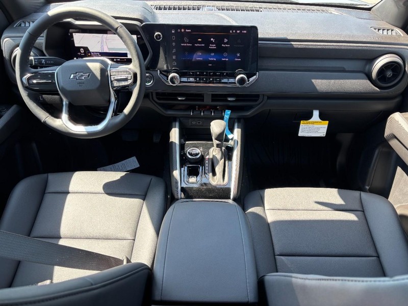 Chevrolet Colorado Vehicle Full-screen Gallery Image 6