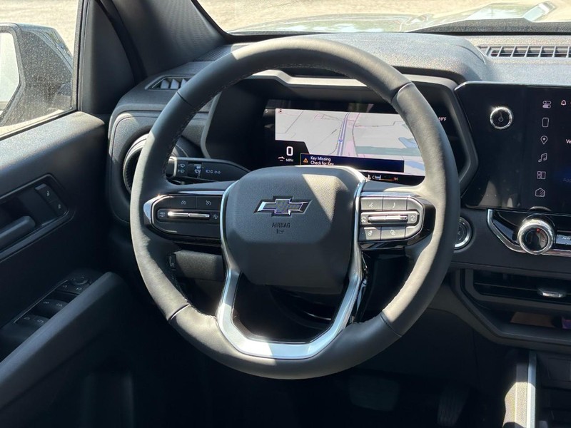 Chevrolet Colorado Vehicle Full-screen Gallery Image 7
