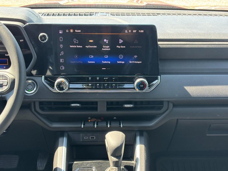 Chevrolet Colorado Vehicle Full-screen Gallery Image 8
