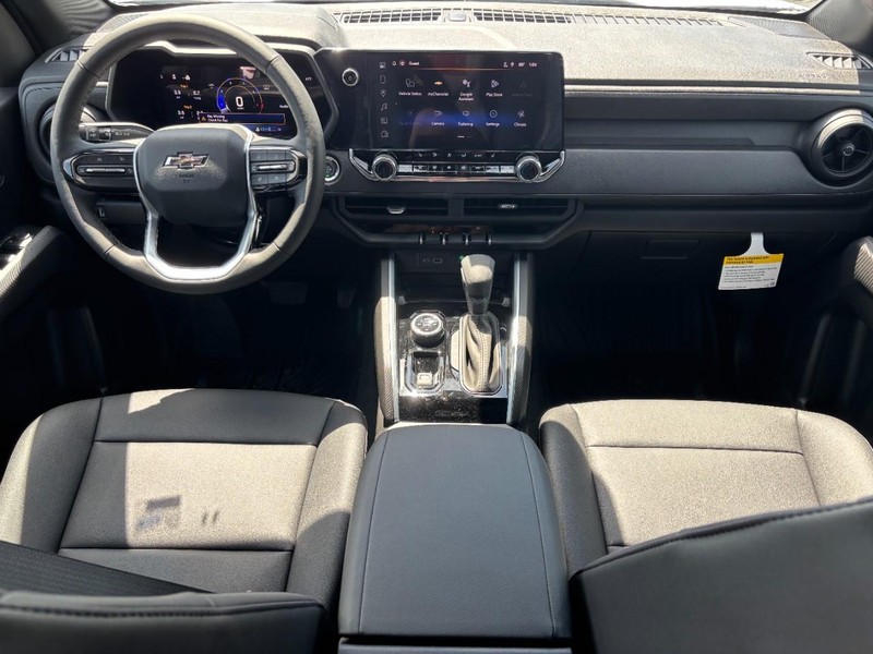 Chevrolet Colorado Vehicle Full-screen Gallery Image 6