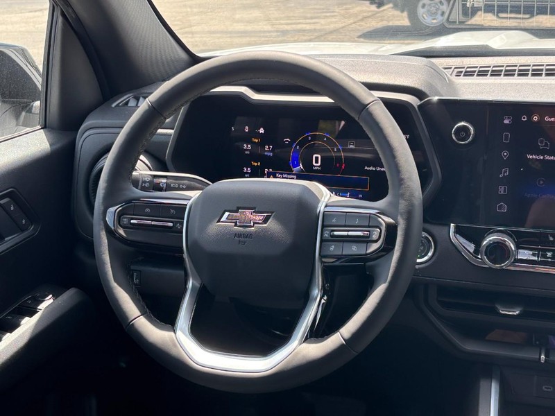 Chevrolet Colorado Vehicle Full-screen Gallery Image 7