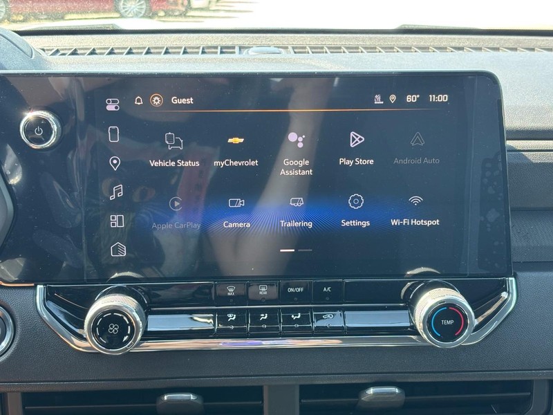 Chevrolet Colorado Vehicle Full-screen Gallery Image 15