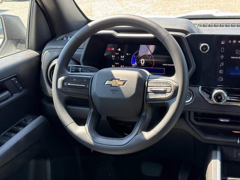Chevrolet Colorado Vehicle Full-screen Gallery Image 7