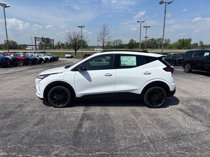 Chevrolet Bolt Vehicle Full-screen Gallery Image 2