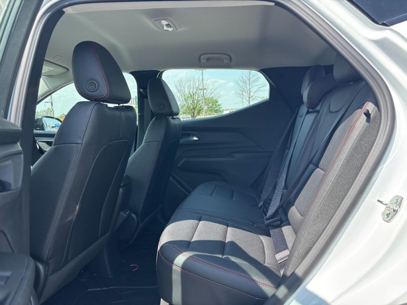 Chevrolet Bolt Vehicle Full-screen Gallery Image 5