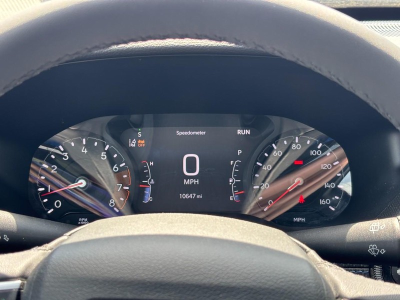 Jeep Compass Vehicle Full-screen Gallery Image 19