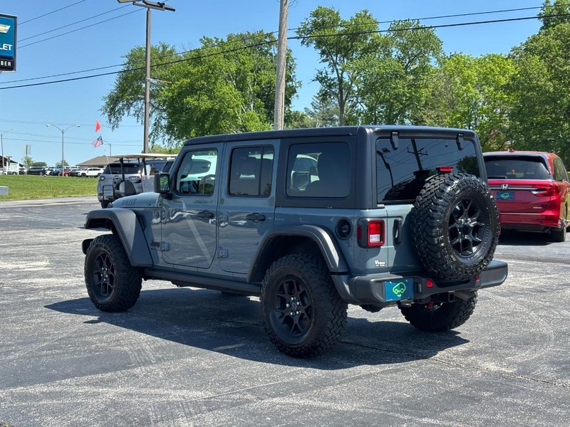 Jeep Wrangler Vehicle Full-screen Gallery Image 3