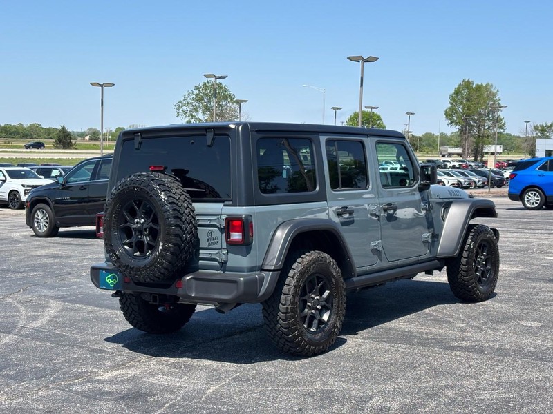 Jeep Wrangler Vehicle Full-screen Gallery Image 5