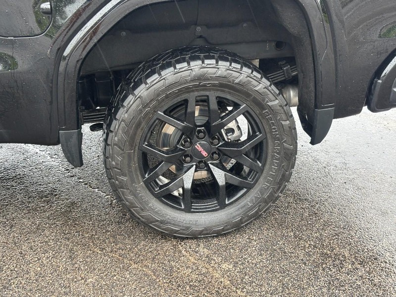 GMC Sierra 1500 Vehicle Full-screen Gallery Image 09