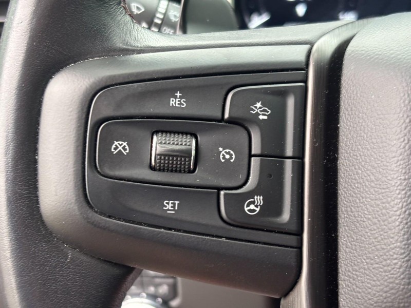 GMC Sierra 1500 Vehicle Full-screen Gallery Image 17