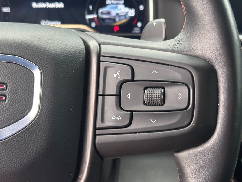 GMC Sierra 1500 Vehicle Full-screen Gallery Image 18