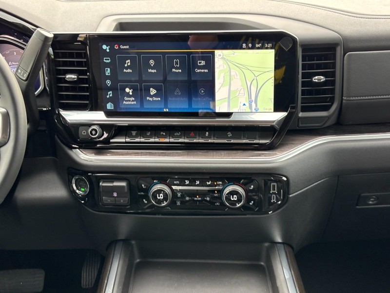Chevrolet Silverado 2500HD Vehicle Full-screen Gallery Image 8