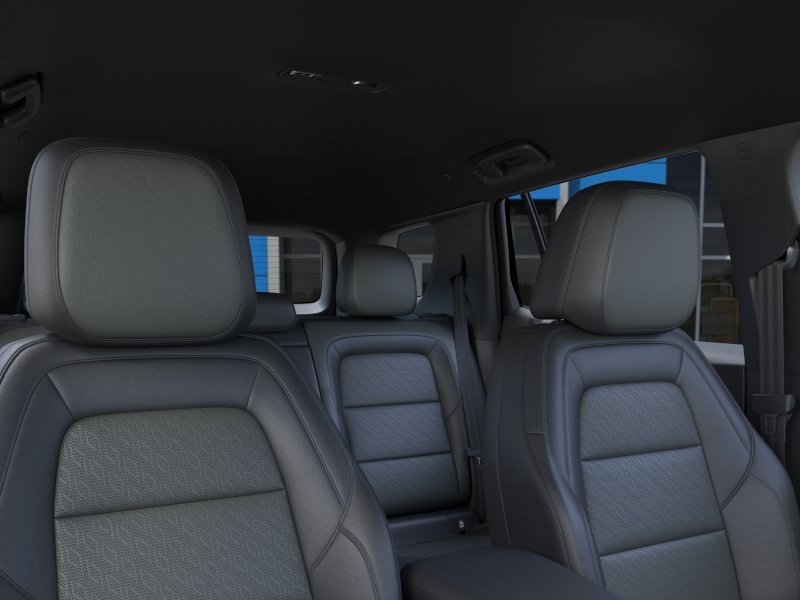 Chevrolet Equinox Vehicle Full-screen Gallery Image 24