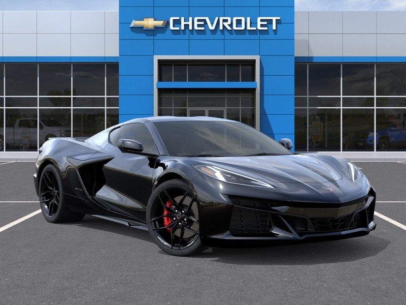 Chevrolet Corvette Vehicle Full-screen Gallery Image 7