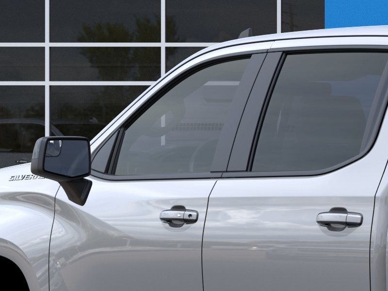 Chevrolet Silverado 1500 Vehicle Full-screen Gallery Image 12