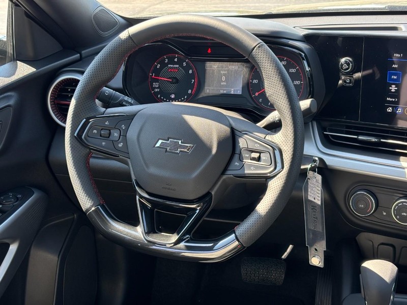 Chevrolet Trax Vehicle Full-screen Gallery Image 7