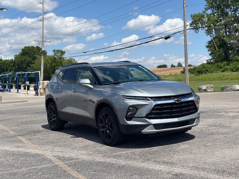 Chevrolet Blazer Vehicle Full-screen Gallery Image 07