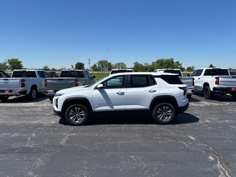Chevrolet Equinox Vehicle Full-screen Gallery Image 2