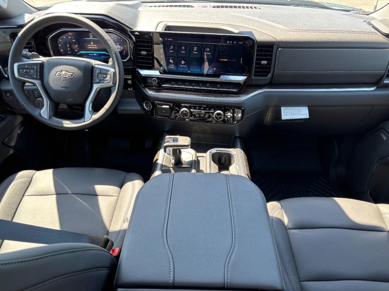 Chevrolet Silverado 1500 Vehicle Full-screen Gallery Image 6