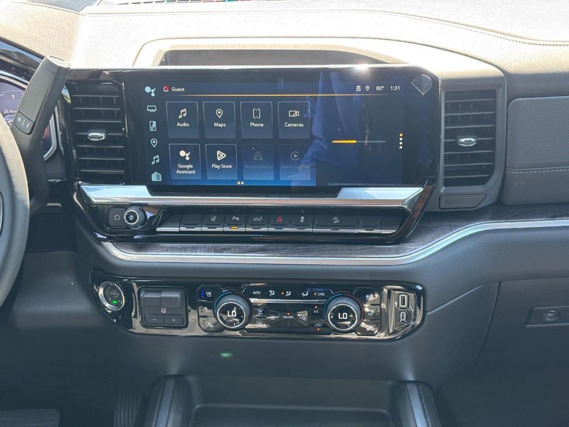Chevrolet Silverado 2500HD Vehicle Full-screen Gallery Image 8