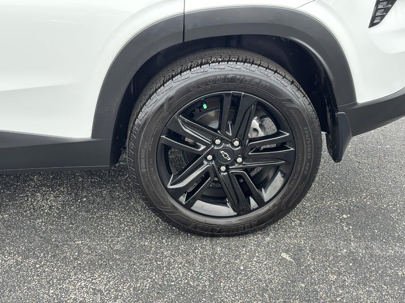 Chevrolet Trax Vehicle Full-screen Gallery Image 9