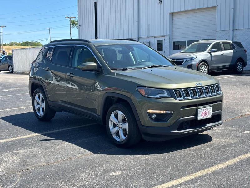 Jeep Compass Vehicle Full-screen Gallery Image 07